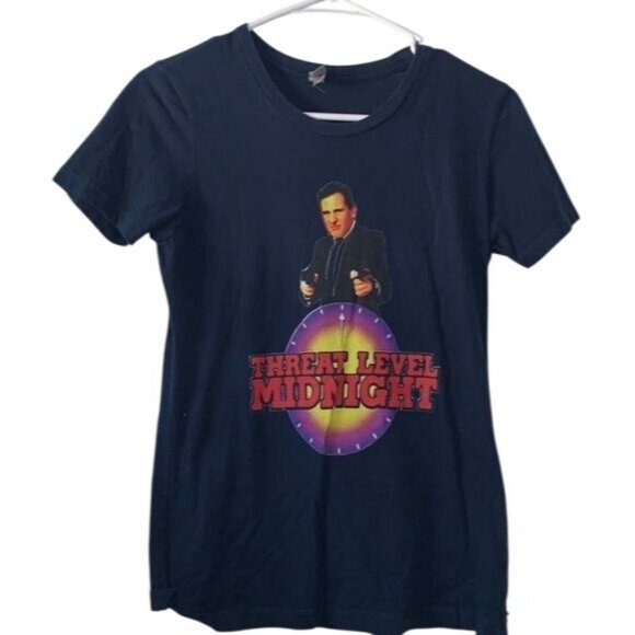 Threat Level Midnight T-Shirt Featuring Michael Scott - Picture 1 of 6